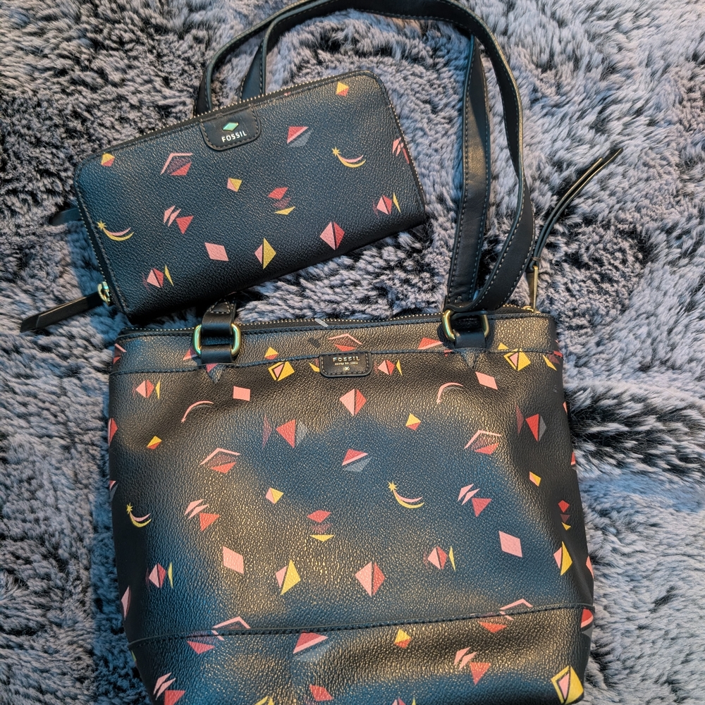 Fossil Geometric Patterned Tote And Wallet Set